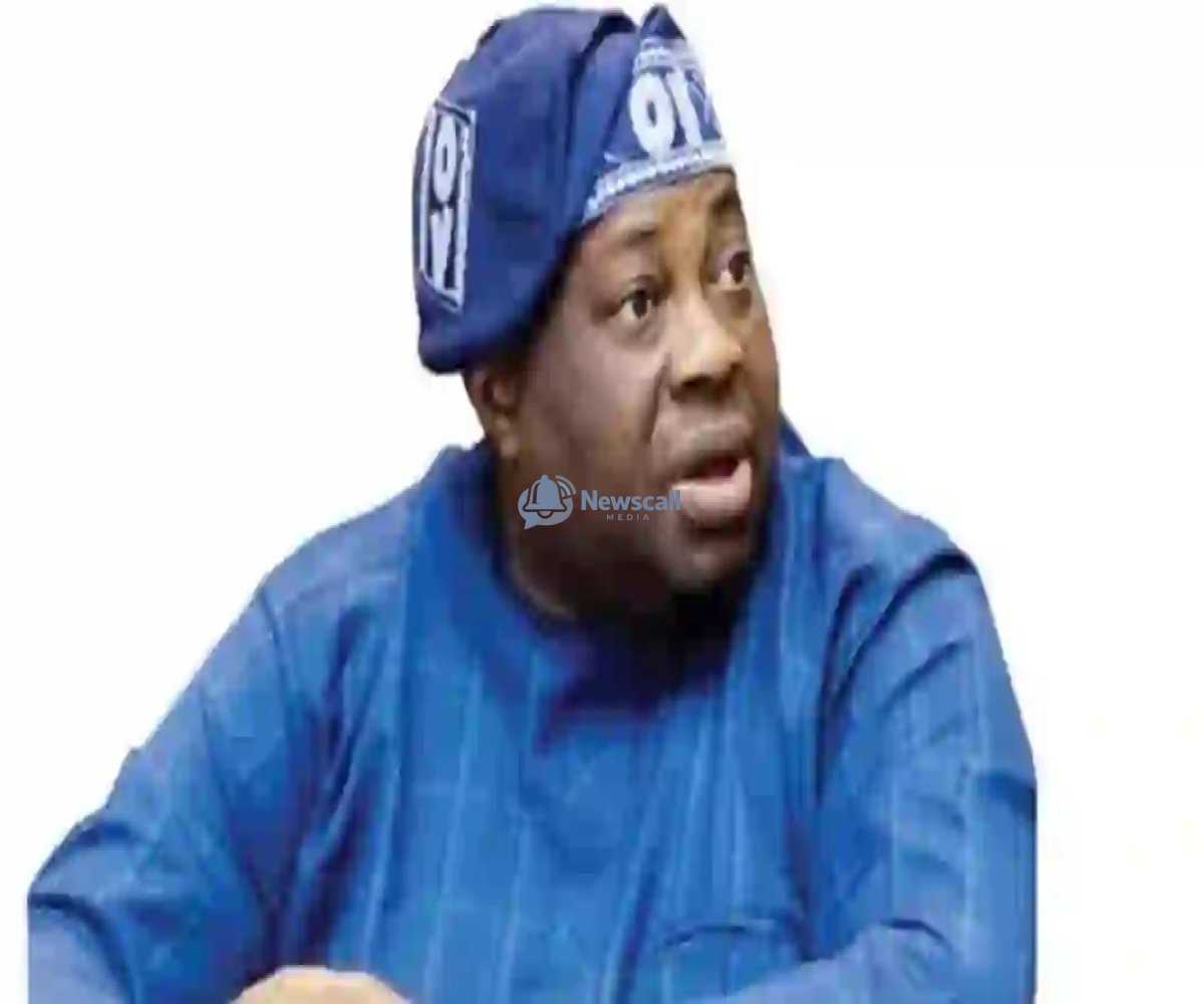 “You Think You’re Bigger Than Atiku?” — Dele Momodu Reveals Why Peter Obi Rejected Political Alliance Ahead of 2027.