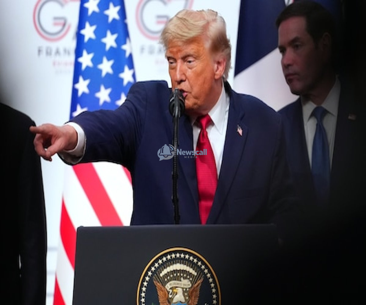 Oil Prices Plunge as Trump-Iran Peace Deal Reopens Hormuz, Eases Global Energy Fears.