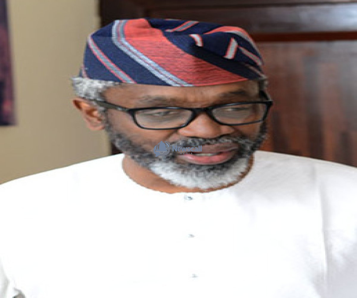 “N27.4bn Bribery Bombshell Rocks Presidency as Tinubu’s Chief of Staff Fires Back, Brands Accuser ‘Fake DG’”.